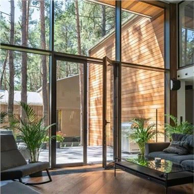 Porte en aluminium avec fenêtre